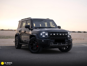 Jetour  T2  Luxury  2025  Automatic  44,000 Km  4 Cylinder  Four Wheel Drive (4WD)  SUV  Black  With Warranty