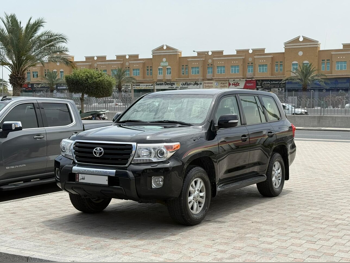 Toyota  Land Cruiser  GX  2012  Automatic  290,000 Km  6 Cylinder  Four Wheel Drive (4WD)  SUV  Black