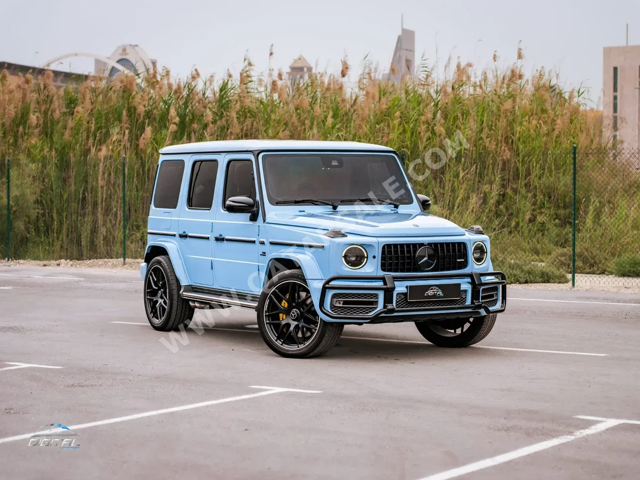 مرسيدس - بنز  جي - كلاس  63 اي ام جي  2019  اوتوماتيك  97,150 كم  8 سلندر  دفع رباعي  اس يو في  ازرق