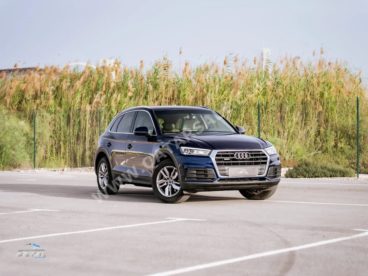 اودي كيو 5 45 TFSI Quattro 2018 اوتوماتيك 120,500 كم 4 سلندر دفع رباعي اس يو في أزرق غامق