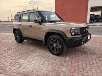 جيتور  تي 2  لكجري بلس  2025  اوتوماتيك  3,000 كم  4 سلندر  دفع رباعي  اس يو في  بيج  تحت الضمان