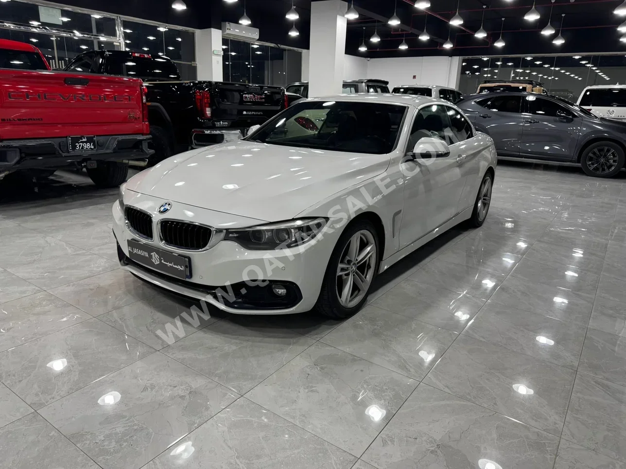 BMW  4-Series  420 I  2019  Automatic  85,000 Km  4 Cylinder  Rear Wheel Drive (RWD)  Coupe / Sport  White