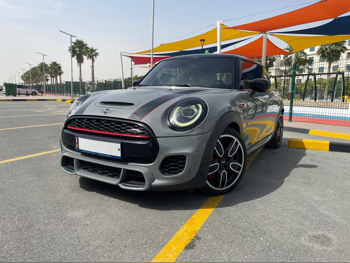 Mini  Cooper  JCW  2021  Automatic  78,000 Km  4 Cylinder  Front Wheel Drive (FWD)  Hatchback  Gray