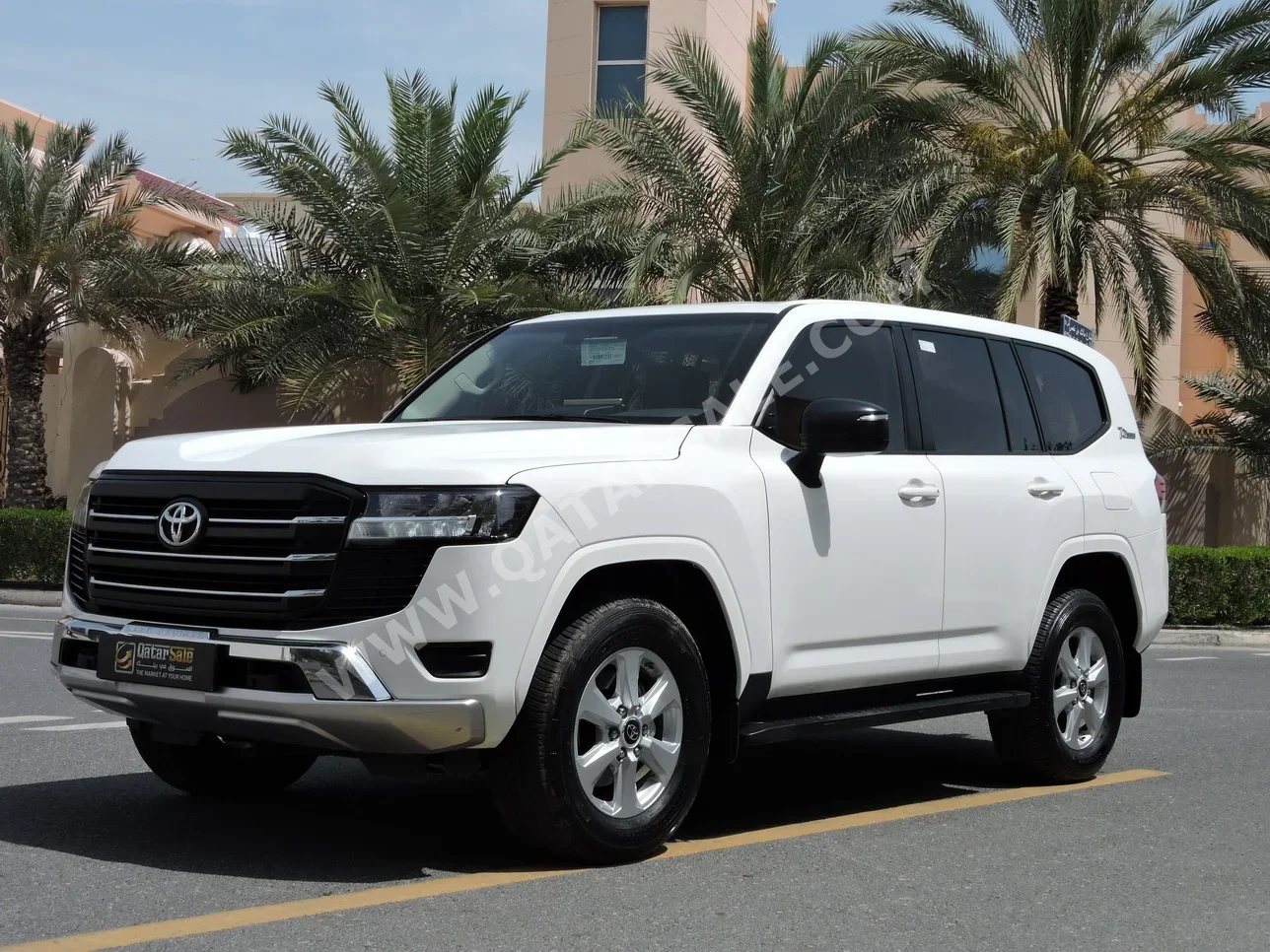 تويوتا لاند كروزر جي اكس 2022 اوتوماتيك 107,000 كم 6 سلندر دفع رباعي اس يو في أبيض