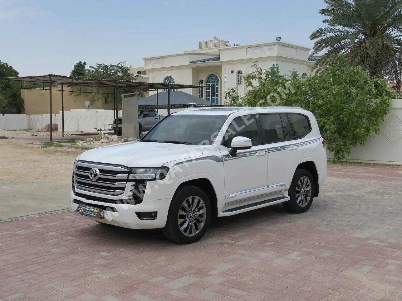 Toyota  Land Cruiser  GXR Twin Turbo  2023  Automatic  110,100 Km  6 Cylinder  Four Wheel Drive (4WD)  SUV  White