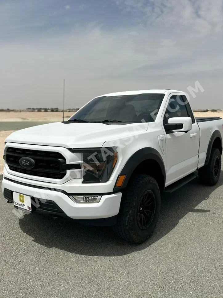 فورد  أف  150  2022  اوتوماتيك  43,000 كم  8 سلندر  دفع رباعي  بيكب  أبيض مطفي