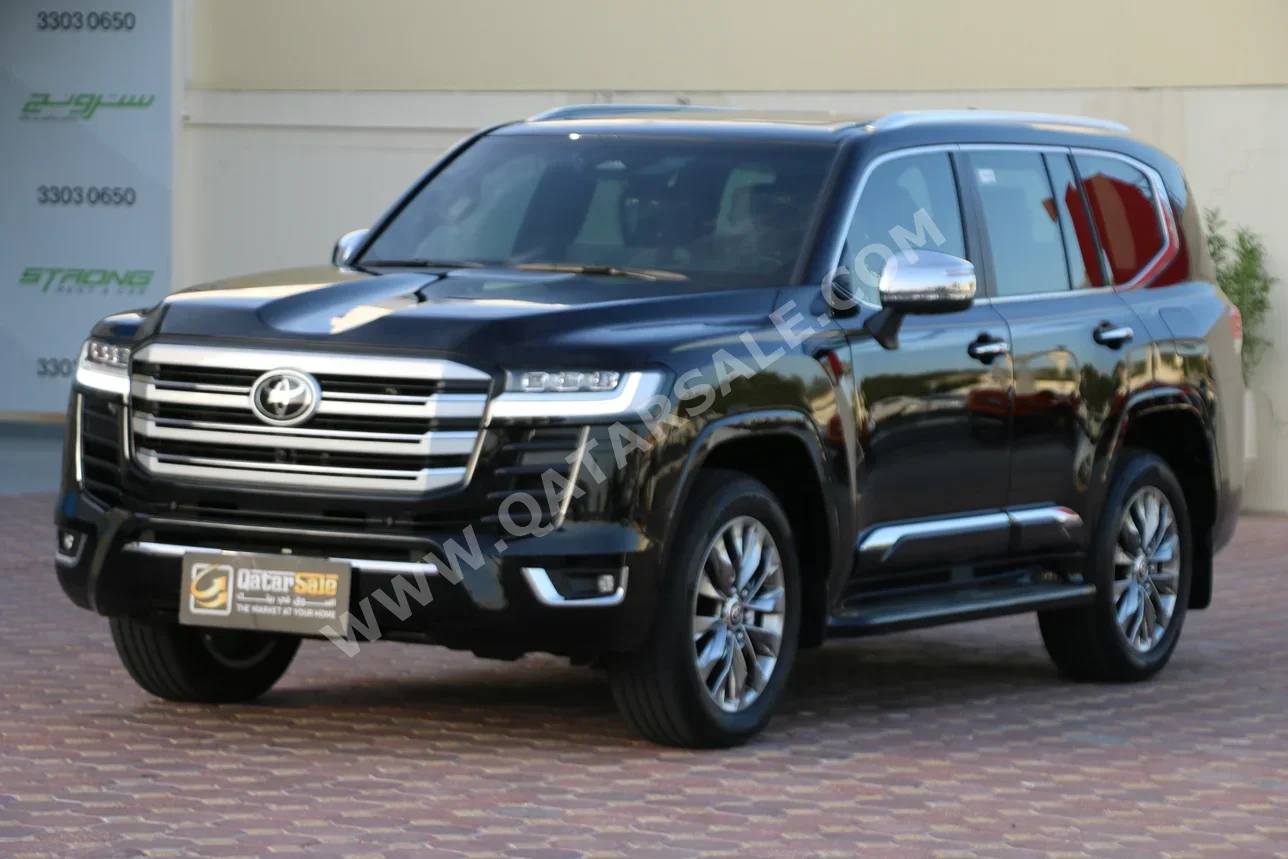 Toyota  Land Cruiser  VXR Twin Turbo  2026  Automatic  5,000 Km  6 Cylinder  Four Wheel Drive (4WD)  SUV  Black  With Warranty