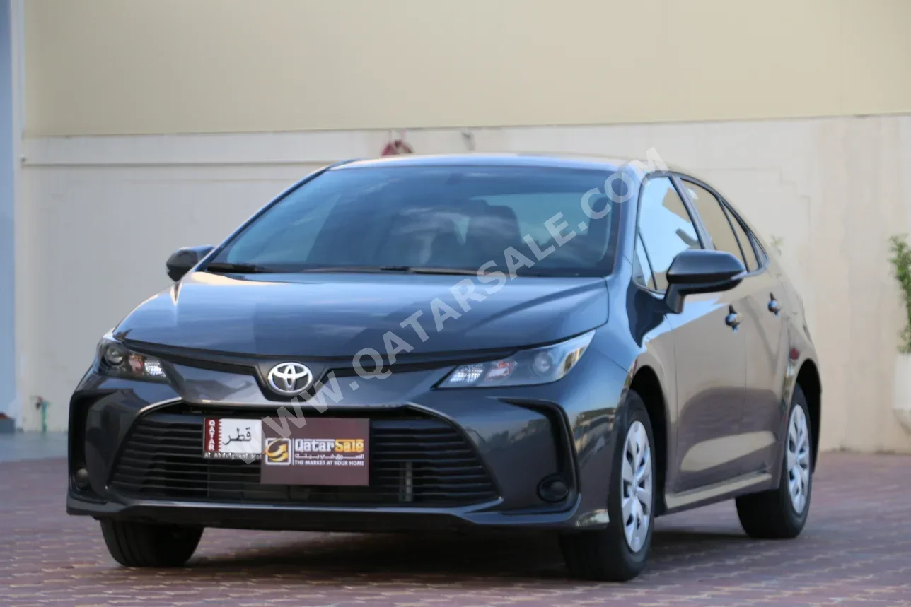 تويوتا  كورولا  2026  اوتوماتيك  800 كم  4 سلندر  سحب امامي  سيدان  رمادي  تحت الضمان