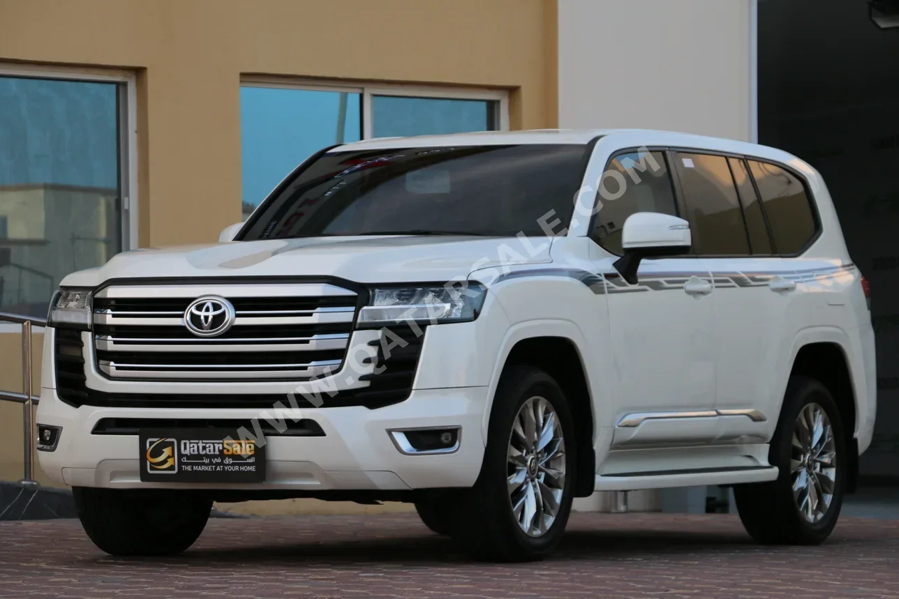 Toyota Land Cruiser GXR Twin Turbo 2023 Automatic 48,000 Km 6 Cylinder Four Wheel Drive (4WD) SUV White With Warranty