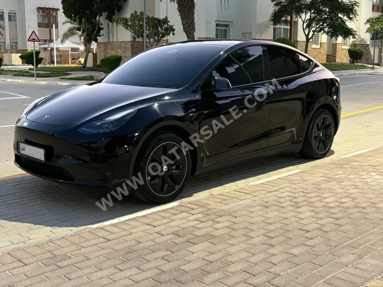 Tesla  Model Y  2022  Automatic  63,000 Km  0 Cylinder  Rear Wheel Drive (RWD)  SUV  Black