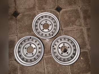 Wheel Rims Toyota /  16''  3  5
