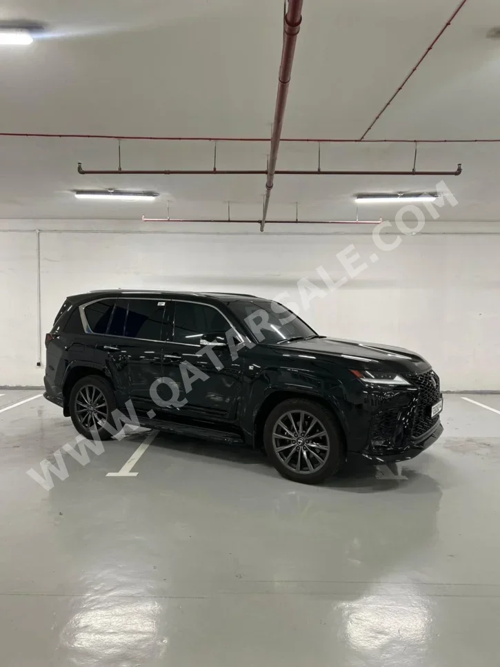 Lexus  LX  600 F Sport  2022  Automatic  35,000 Km  6 Cylinder  Four Wheel Drive (4WD)  SUV  Black