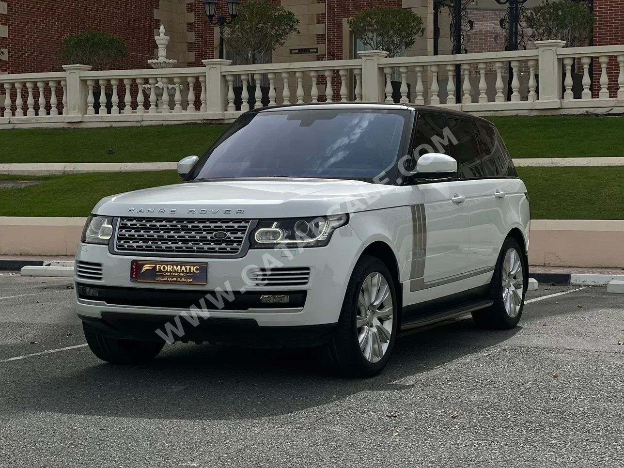 Land Rover  Range Rover  Vogue  2016  Automatic  174,000 Km  8 Cylinder  Four Wheel Drive (4WD)  SUV  White