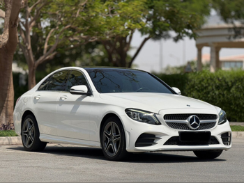 Mercedes-Benz  C-Class  200  2020  Automatic  133,000 Km  4 Cylinder  Rear Wheel Drive (RWD)  Sedan  White