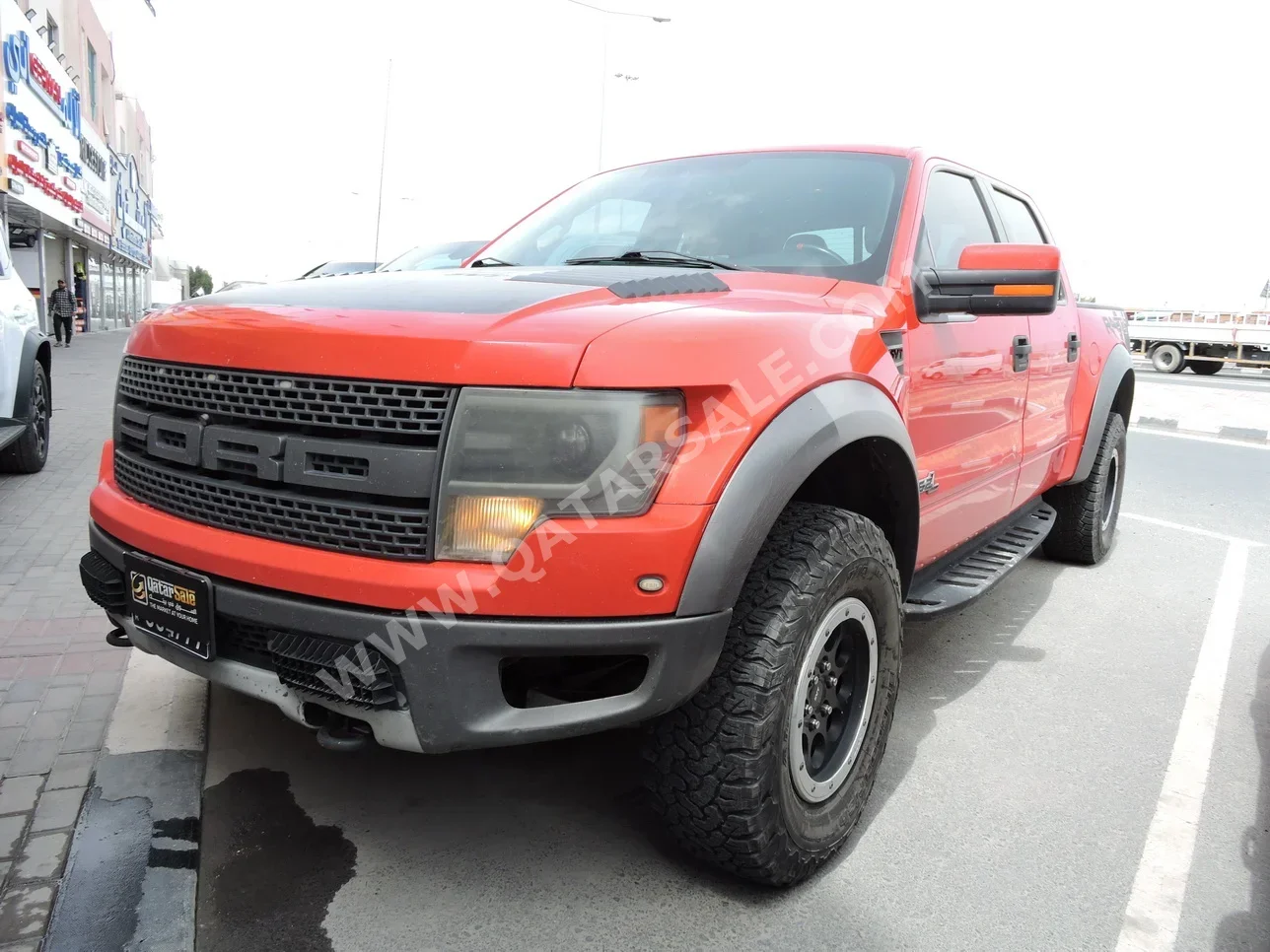 Ford  Raptor  2014  Automatic  310,000 Km  8 Cylinder  Four Wheel Drive (4WD)  Pick Up  Red
