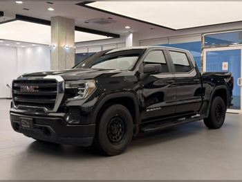 GMC  Sierra  2019  Automatic  129,000 Km  6 Cylinder  Four Wheel Drive (4WD)  Pick Up  Black