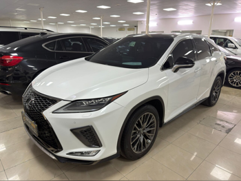 لكزس  ار اكس  350  2021  اوتوماتيك  74,000 كم  6 سلندر  دفع رباعي  اس يو في  أبيض