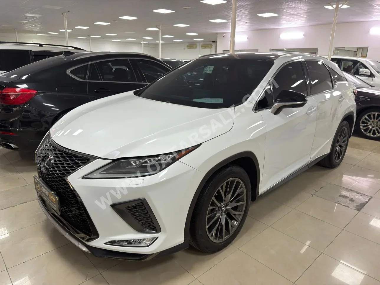 لكزس  ار اكس  350  2021  اوتوماتيك  74,000 كم  6 سلندر  دفع رباعي  اس يو في  أبيض