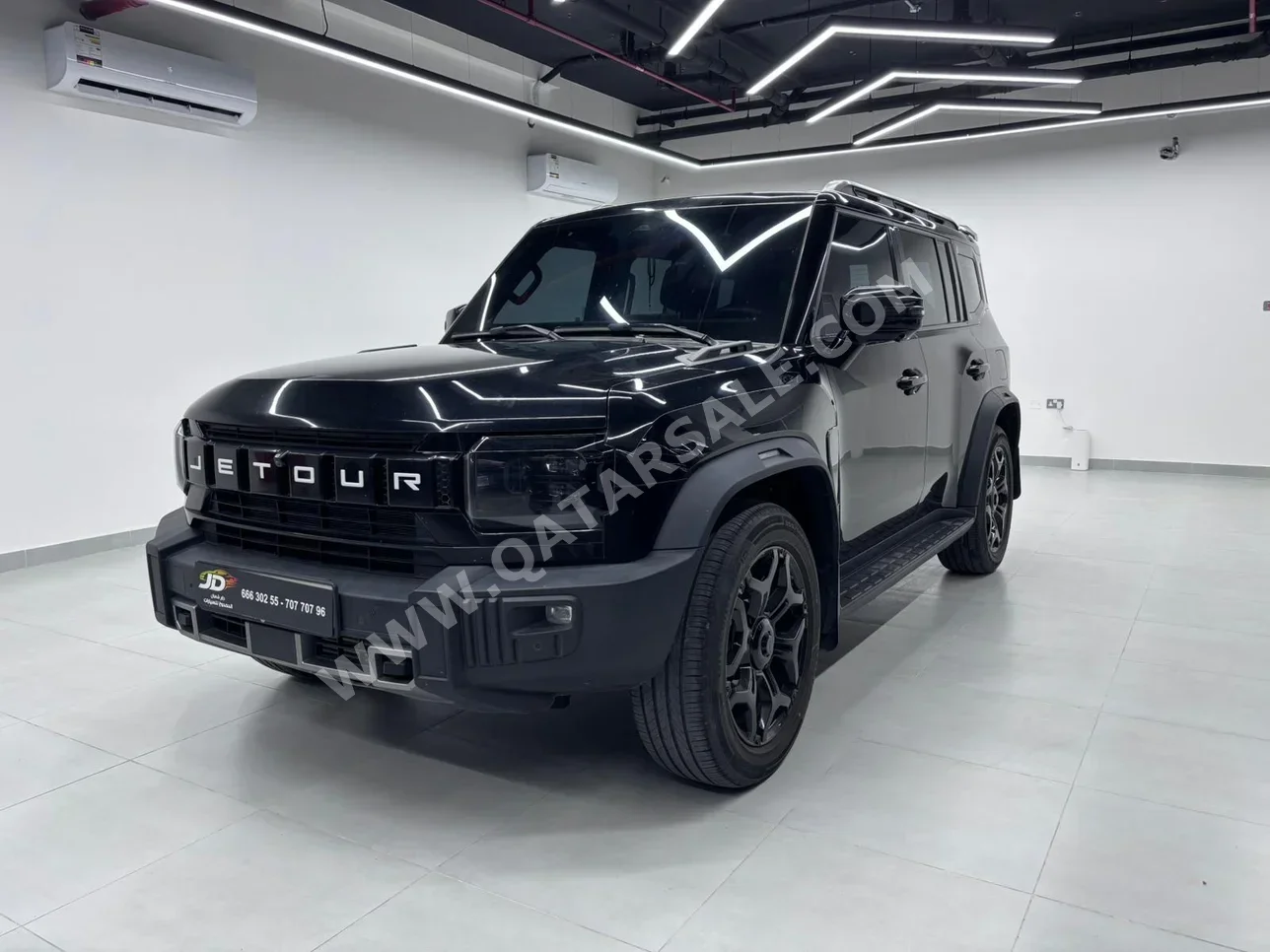 Jetour  T2  2025  Automatic  45,000 Km  4 Cylinder  Four Wheel Drive (4WD)  SUV  Black  With Warranty