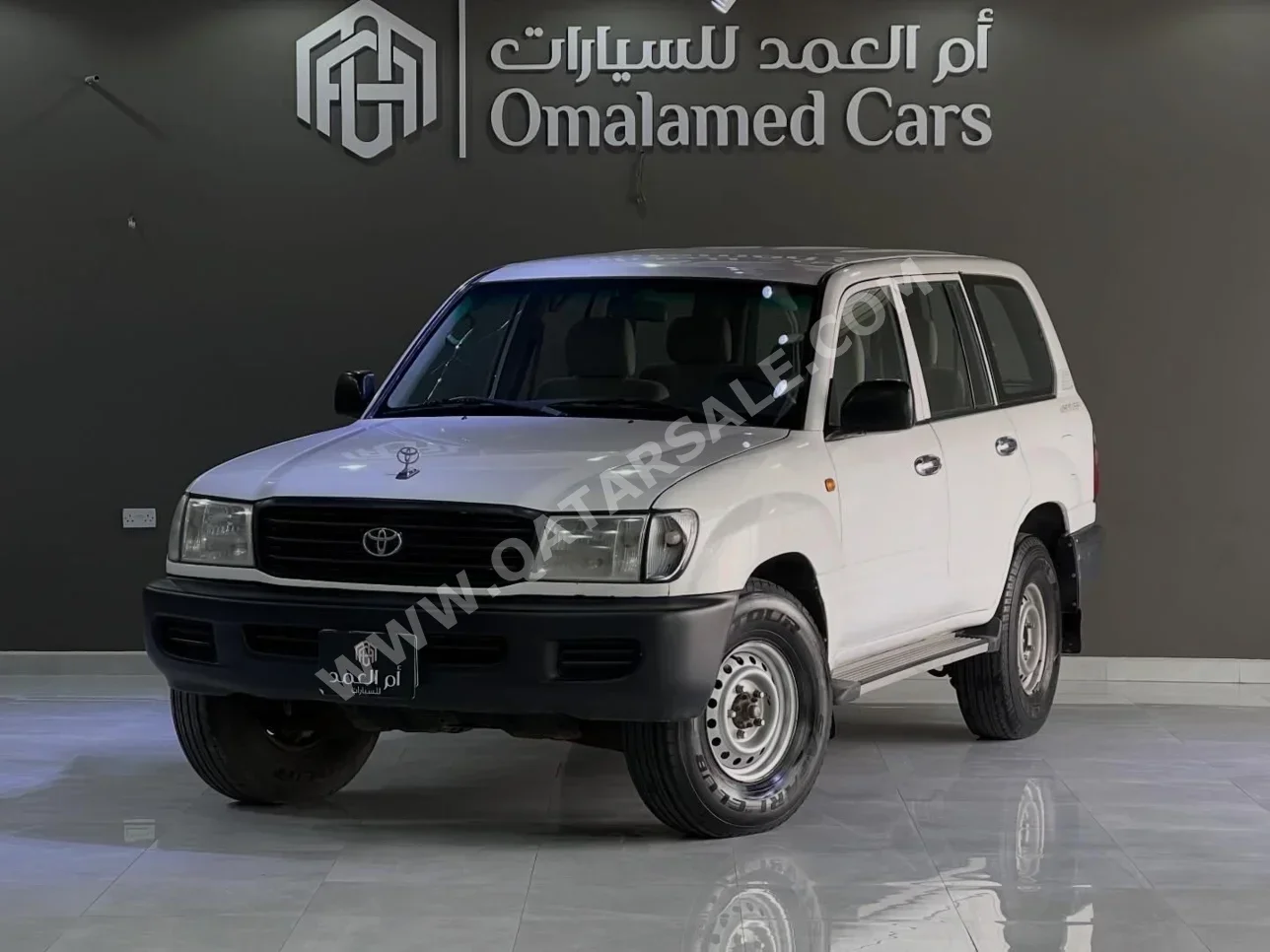 Toyota  Land Cruiser  G  2002  Automatic  600,000 Km  6 Cylinder  Four Wheel Drive (4WD)  SUV  White