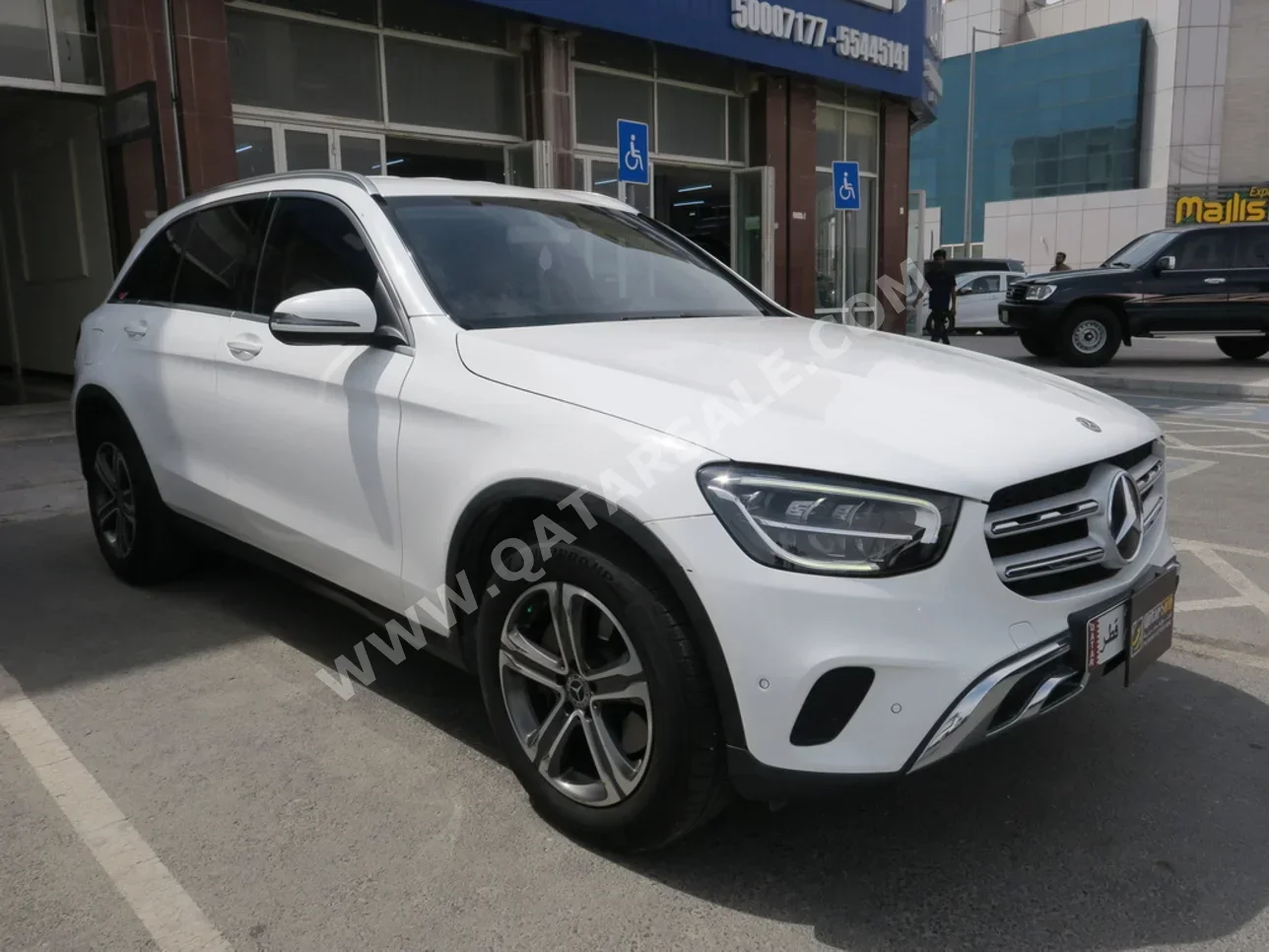 Mercedes-Benz  GLC  200  2020  Automatic  125,000 Km  4 Cylinder  Four Wheel Drive (4WD)  SUV  White
