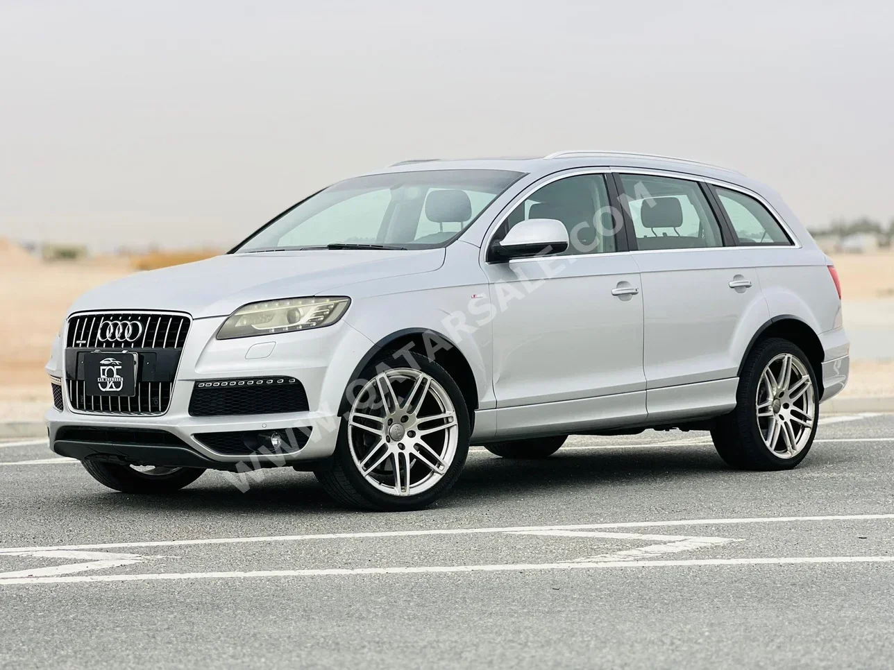 اودي  كيو 7  اس-لاين  2010  اوتوماتيك  122,000 كم  8 سلندر  دفع رباعي  اس يو في  أبيض