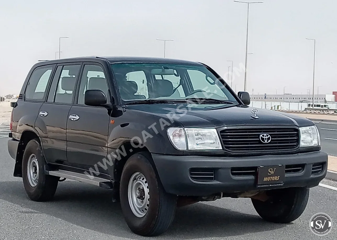 Toyota Land Cruiser G 1999 Manual 120,000 Km 6 Cylinder Four Wheel Drive (4WD) SUV Black