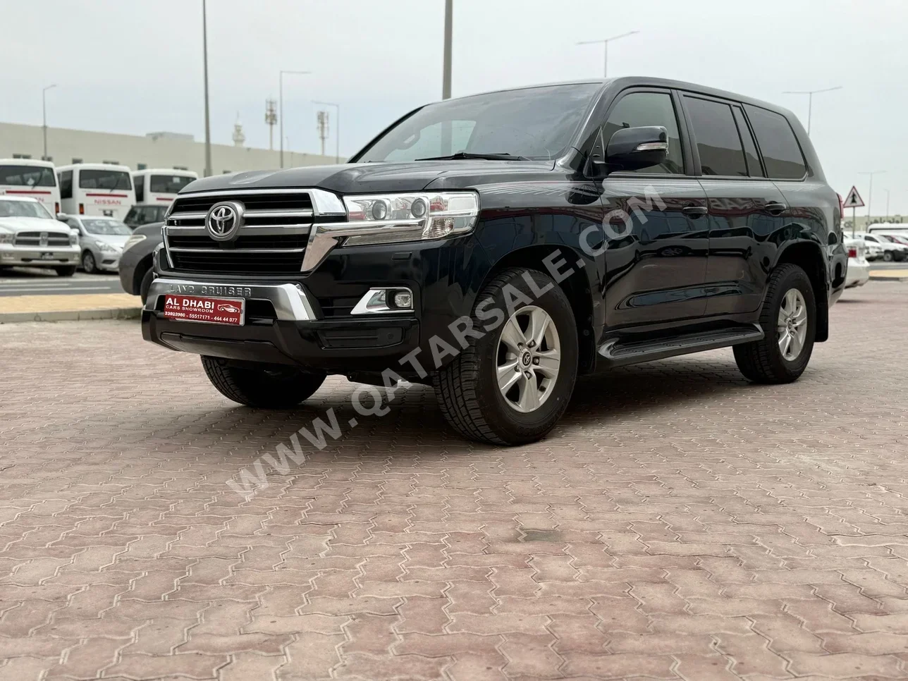 تويوتا لاند كروزر جي اكس ار 2019 اوتوماتيك 80,000 كم 6 سلندر دفع رباعي اس يو في أسود