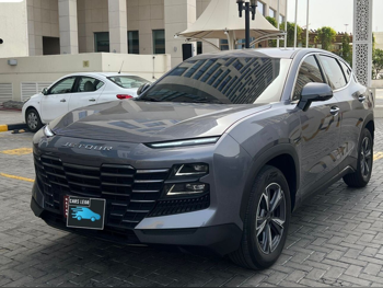 جيتور  داشينغ  2025  اوتوماتيك  33,000 كم  4 سلندر  سحب امامي  اس يو في  رمادي  تحت الضمان