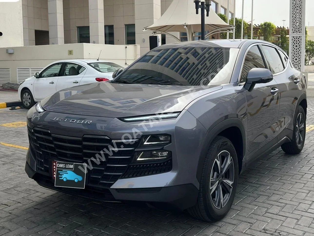 Jetour  Dashing  2025  Automatic  33,000 Km  4 Cylinder  Front Wheel Drive (FWD)  SUV  Gray  With Warranty