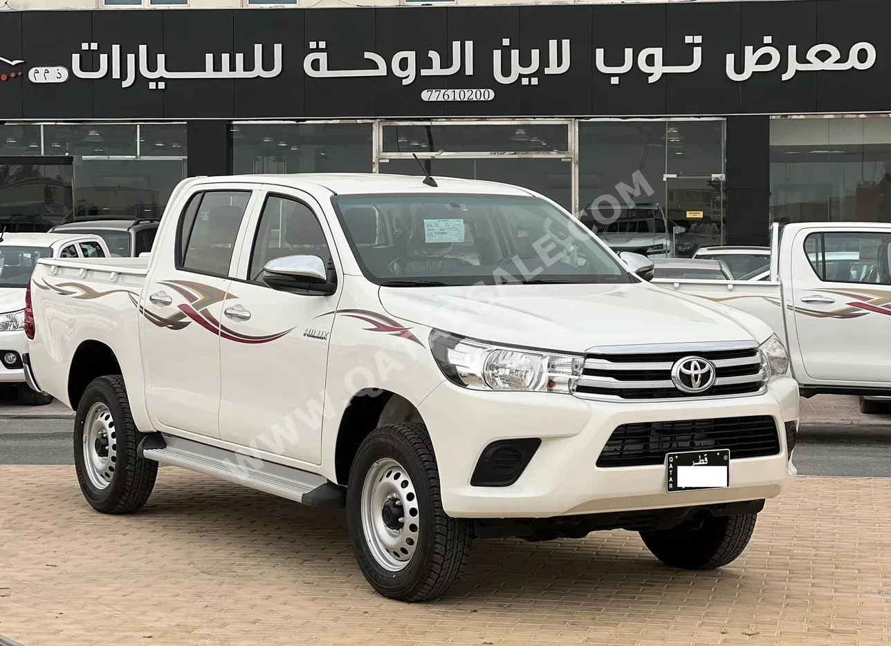 Toyota  Hilux  2026  Automatic  0 Km  4 Cylinder  Four Wheel Drive (4WD)  Pick Up  White  With Warranty