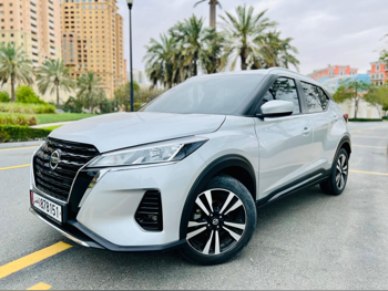 Nissan  Kicks  SL  2022  Automatic  21,000 Km  4 Cylinder  All Wheel Drive (AWD)  SUV  Silver