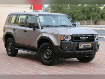 تويوتا  برادو  تي اكس تيربو  2025  اوتوماتيك  21,000 كم  4 سلندر  دفع رباعي  اس يو في  برونزي  تحت الضمان