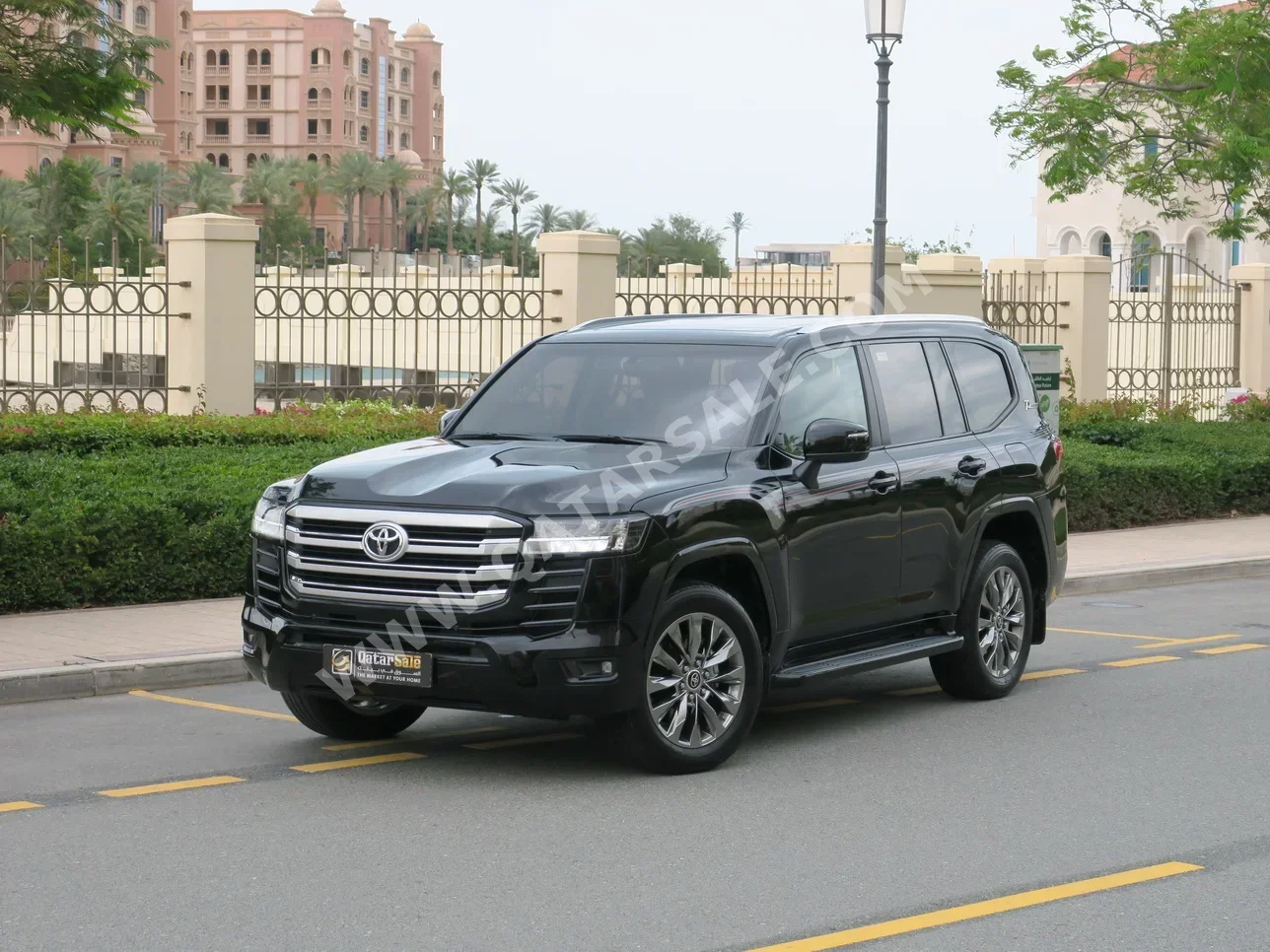 Toyota  Land Cruiser  GXR Twin Turbo  2022  Automatic  75,000 Km  6 Cylinder  Four Wheel Drive (4WD)  SUV  Black  With Warranty