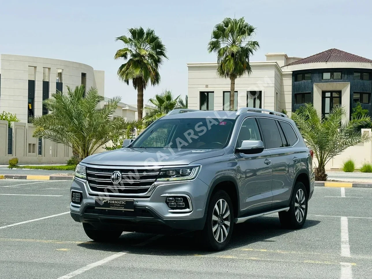 ام جي  ار اكس8  30 تي  2022  اوتوماتيك  80,000 كم  4 سلندر  دفع رباعي  اس يو في  رمادي  تحت الضمان