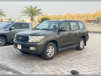 Toyota  Land Cruiser  GX  2011  Automatic  45,000 Km  6 Cylinder  Four Wheel Drive (4WD)  SUV  Gray