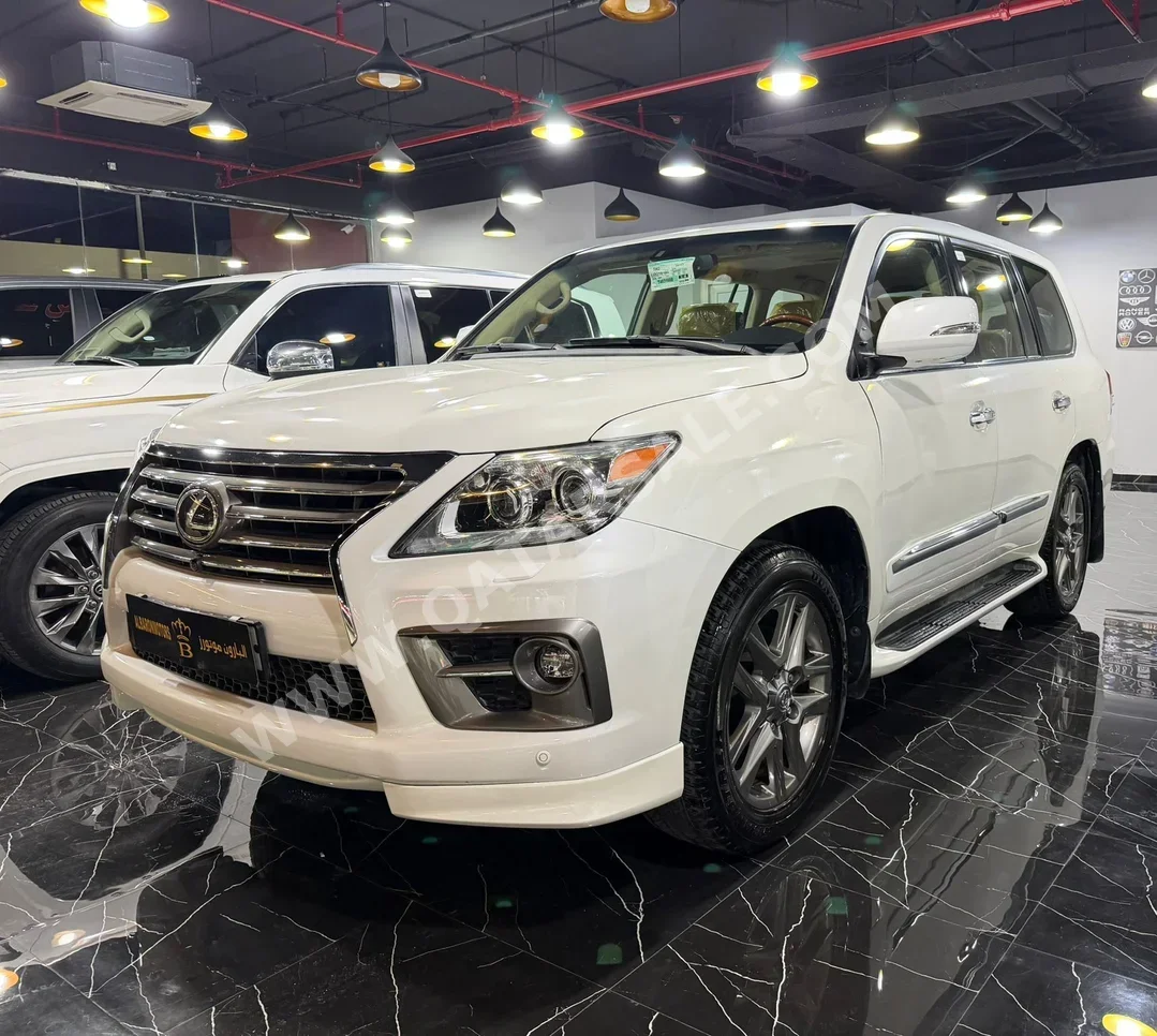 لكزس  ال اكس  570  2015  اوتوماتيك  276,000 كم  8 سلندر  دفع رباعي  اس يو في  أبيض
