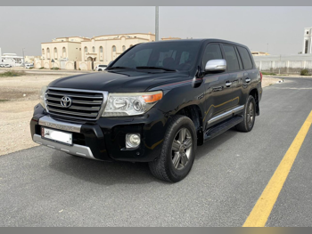 تويوتا  لاند كروزر  جي اكس ار  2015  اوتوماتيك  407,000 كم  8 سلندر  دفع رباعي  اس يو في  أسود