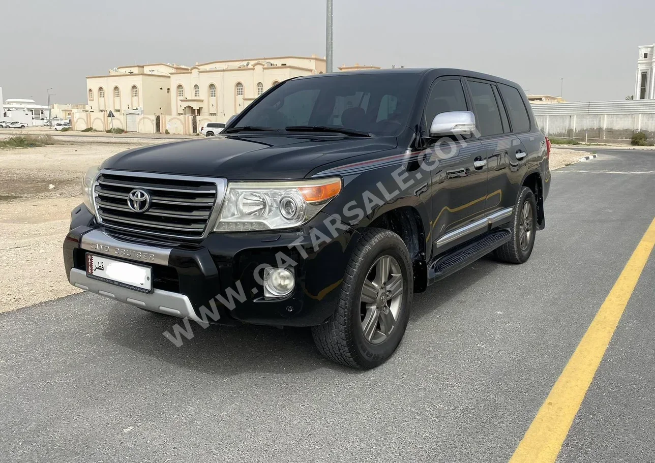 تويوتا  لاند كروزر  جي اكس ار  2015  اوتوماتيك  407,000 كم  8 سلندر  دفع رباعي  اس يو في  أسود