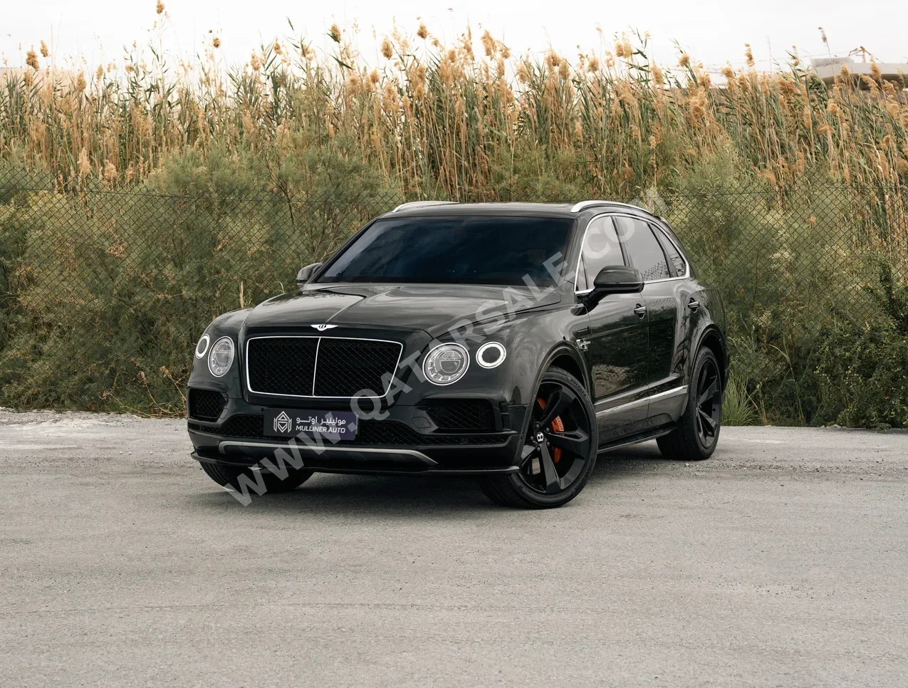 بنتلي  بينتايجا  2017  اوتوماتيك  165,000 كم  12 سلندر  دفع رباعي  اس يو في  أسود