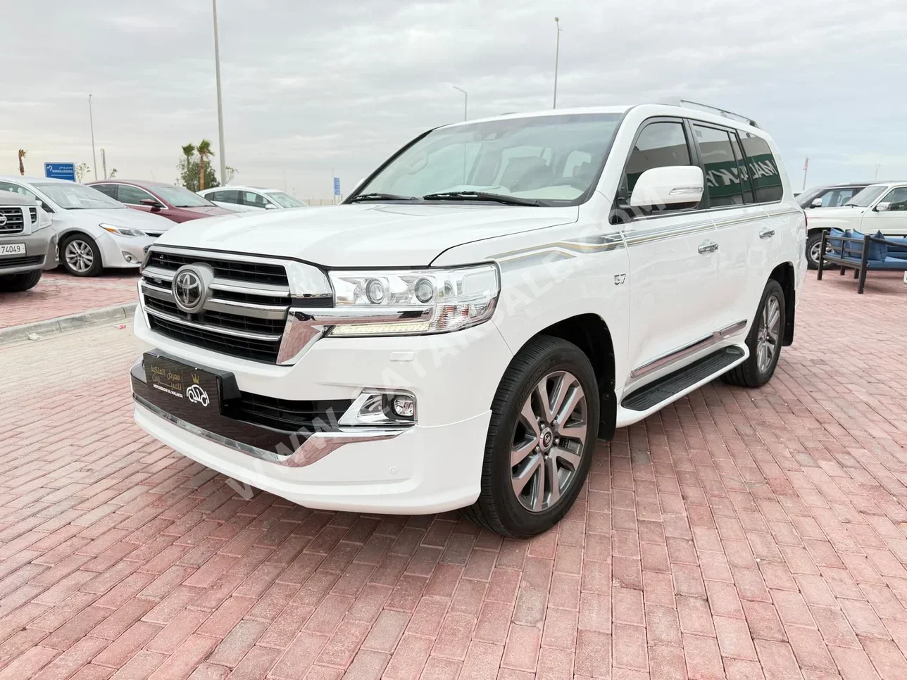 Toyota Land Cruiser VXS 2019 Automatic 169,000 Km 8 Cylinder Four Wheel Drive (4WD) SUV White