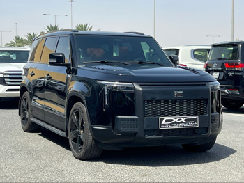 Rox Motor  Jishi  01 VIP  2026  Automatic  12,000 Km  4 Cylinder  Four Wheel Drive (4WD)  SUV  Black  With Warranty