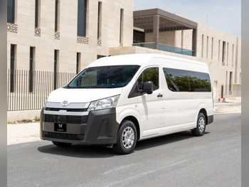Toyota  Hiace  2025  Automatic  22,000 Km  4 Cylinder  Rear Wheel Drive (RWD)  Van / Bus  White  With Warranty
