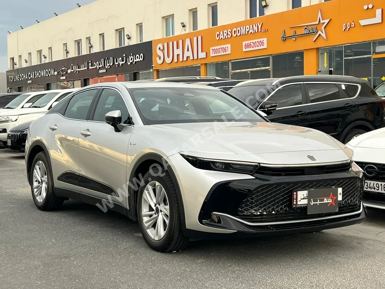 Toyota  Crown  Hybrid  2024  Automatic  3,000 Km  6 Cylinder  Rear Wheel Drive (RWD)  SUV  Silver  With Warranty