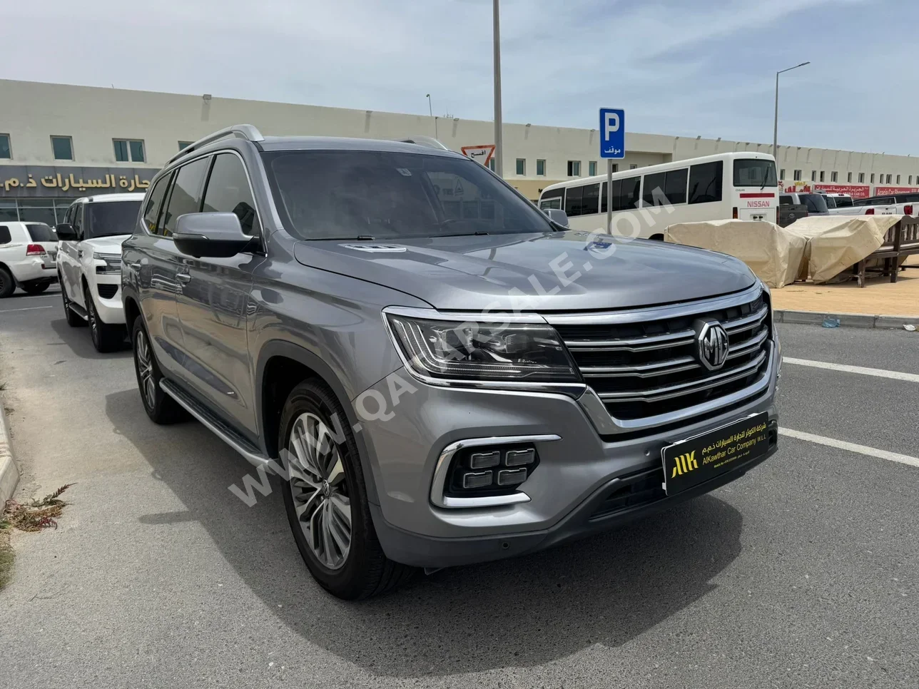 ام جي  ار اكس8  30 تي  2022  اوتوماتيك  139,000 كم  4 سلندر  دفع رباعي  اس يو في  رمادي