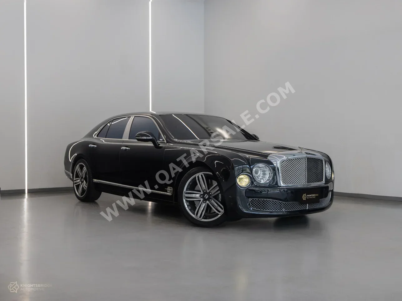 بنتلي  مولسان  2015  اوتوماتيك  21,000 كم  8 سلندر  دفع كلي مستمر  سيدان  أسود