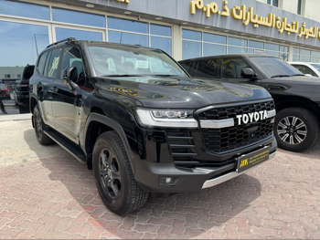 Toyota  Land Cruiser  GR Sport Twin Turbo  2023  Automatic  76,000 Km  6 Cylinder  Four Wheel Drive (4WD)  SUV  Black  With Warranty