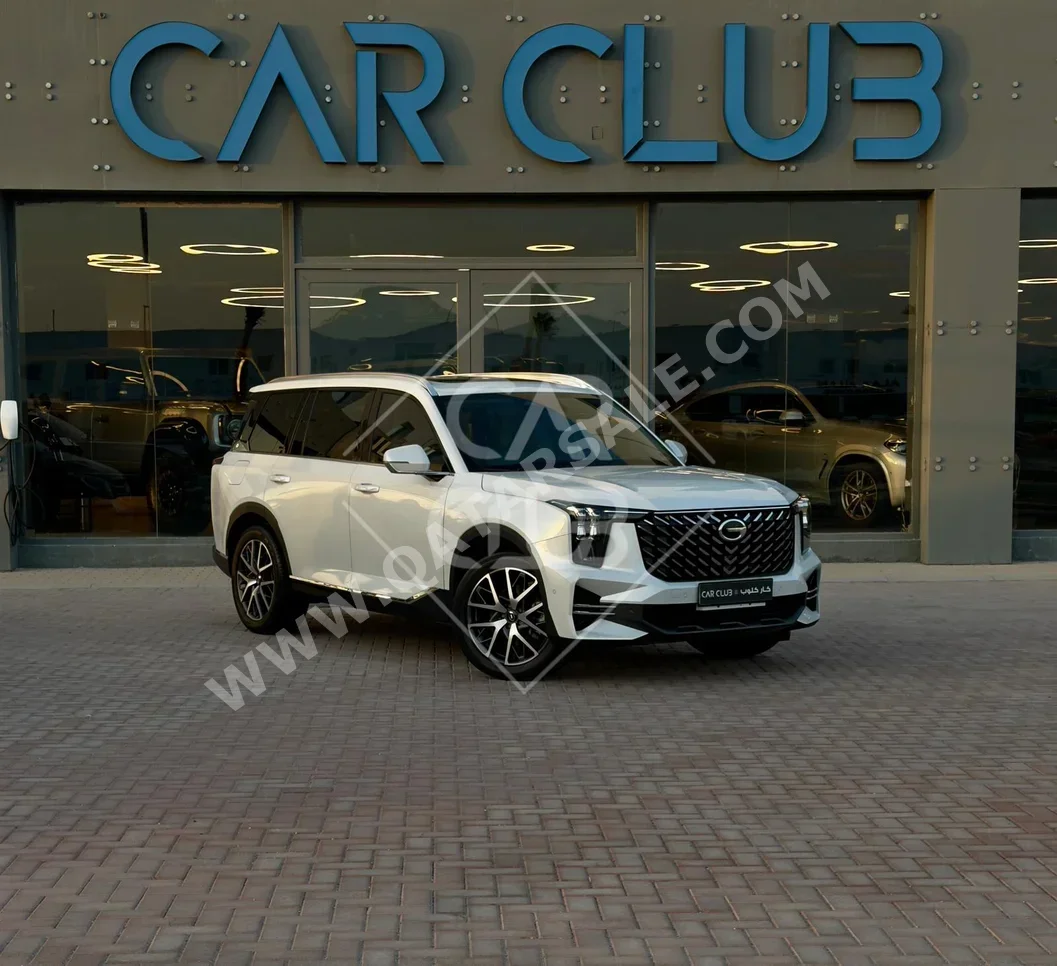 جاك  جي اس 8  2023  اوتوماتيك  55,000 كم  4 سلندر  دفع خلفي  اس يو في  أبيض