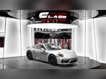 بورش  911  كاريرا اس  2024  اوتوماتيك  4,666 كم  6 سلندر  دفع خلفي  كوبيه \ سبورت  فضي