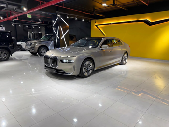 BMW  7-Series  735 i  2024  Automatic  39,000 Km  8 Cylinder  Four Wheel Drive (4WD)  Sedan  Gold  With Warranty